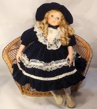 Porcelain Doll (897)