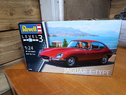 New sealed revell jaguar - new,
