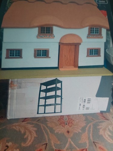 Vintage dolls house - vintage,