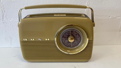 Bush tr82 vintage portable - bush,
