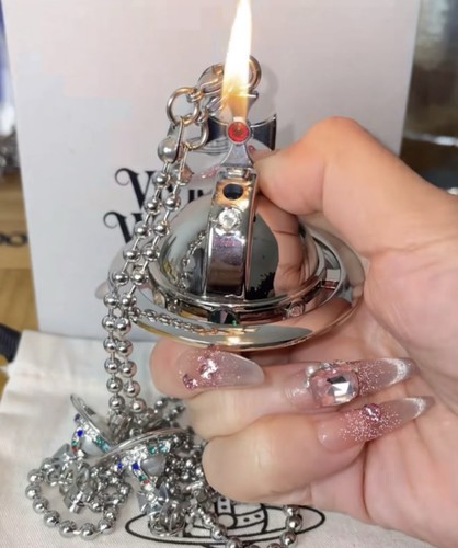 Seller vivienne westwood - *us,