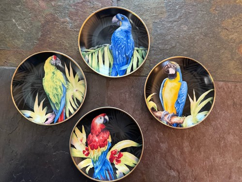 Tommy bahama collector - ,
