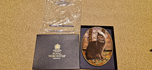 Royal worcester ivory cats - worcester,