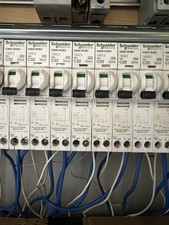 Schneider iC60H Acti9 C32A