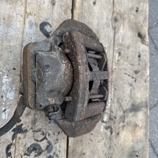 PORSCHE 924/944 PASSENGER FRONT SIDE BRAKE CALIPER  (for Refurbishment)