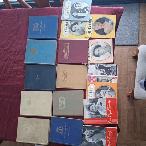 Royal books magazines - 17,