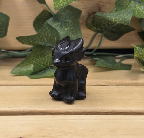 Black obsidian dragon - black,