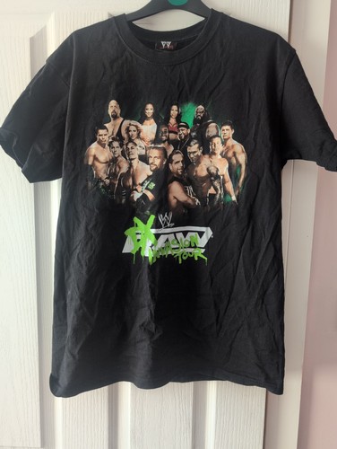 Wwe raw invasion tour - raw,