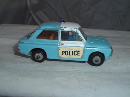 Corgi sunbeam imp police car - imp,