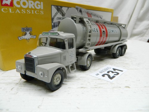 Corgi scammell highwayman - scammell,