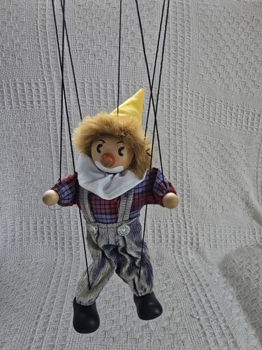 Vintage hubao wooden clown - vintage,