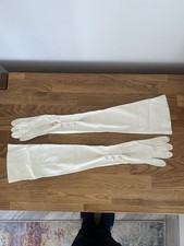 Ladies Long Opera Cream Kid Leather Button Gloves X- Small. VTG 50’s. MR25864 