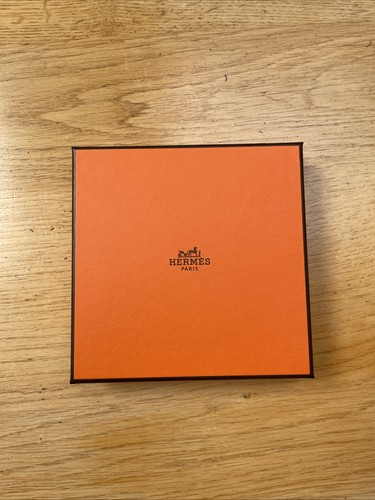 Hermes small empty box - empty,