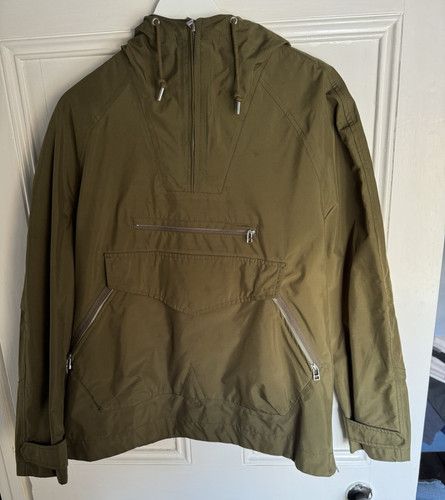 Pretty green men - pretty,