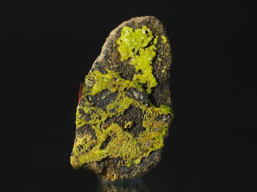 Pyromorphite dance spot - pyromorphite, xx,