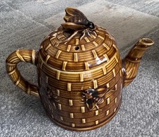 Vintage Brown Honey Bee Hive Teapot