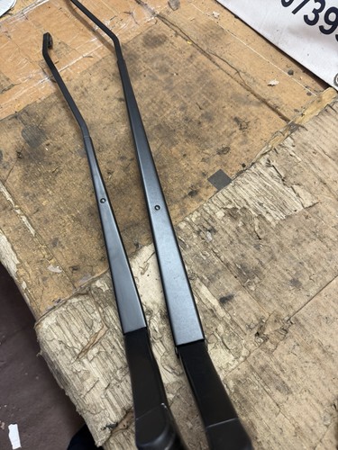Mitsubishi colt wiper arms - colt,