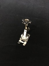 BERNINA 6 Embroidery Satin