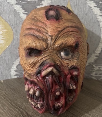 Scary zombie head prop - zombie,