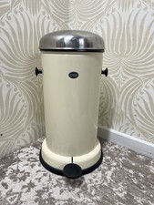 VIPP 15 Pedal Bin In Cream