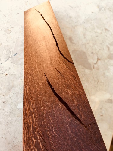 New mahogany dark tone - tone, split