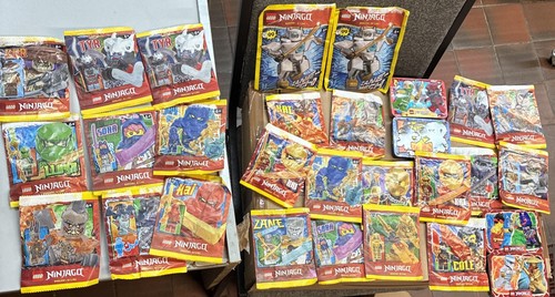 Lego ninjago packets tins - 29,