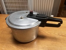 Tower 7 Litre Aluminium Pressure Cooker