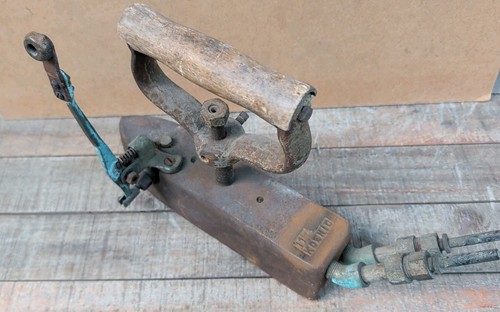 Koenig antique cast - "koenig, iron