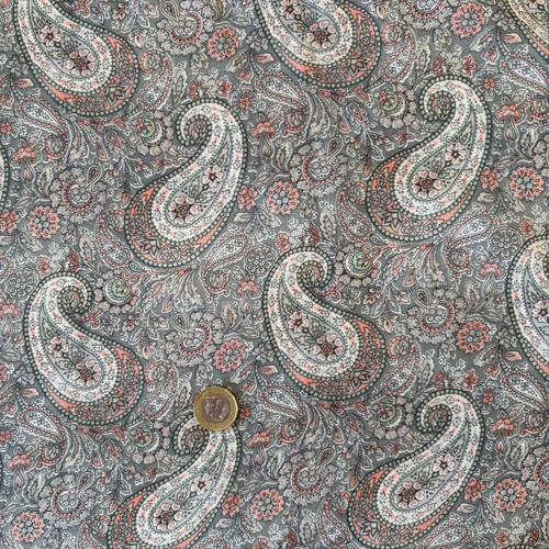 Pretty polycotton fabric - pretty,