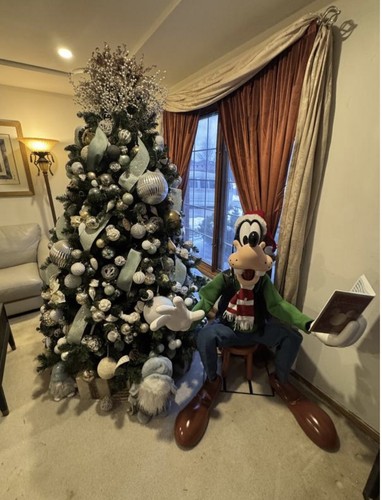 Disney animated holiday - 4,