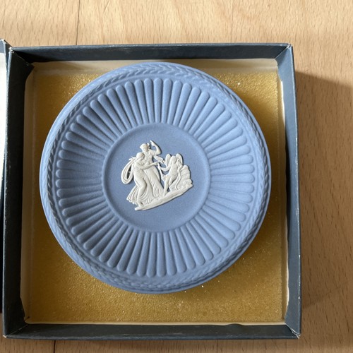 Wedgwood jasperware pale - jasperware, blue