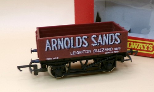 Hornby r097 plank wagon - hornby,