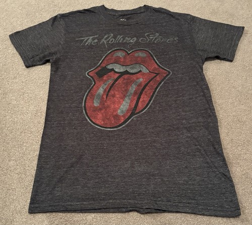 Men rolling stones shirt - men’s,