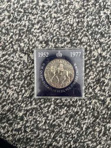 Queen elizabeth 1977 silver - ii,