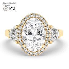 Oval Diamond Trilogy Ring 14k