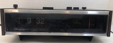 VTG Magnavox RE3192 Flip Clock