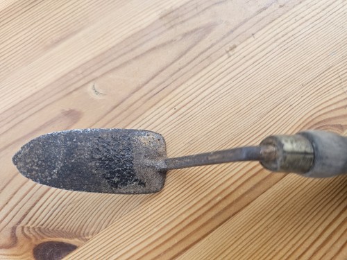 Antique trowel very old - trowel,