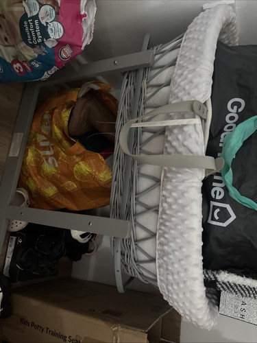 Moses basket - moses,