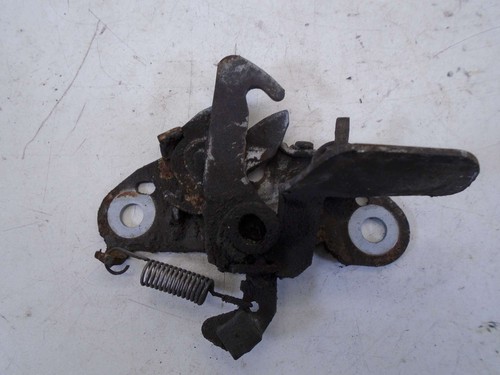 Peugeot 206 bonnet catch - 206,
