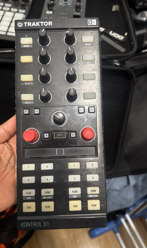 Native instruments traktor - instruments,