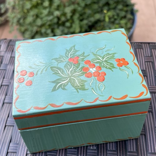 Handpainted box felt - handpainted, w/felt