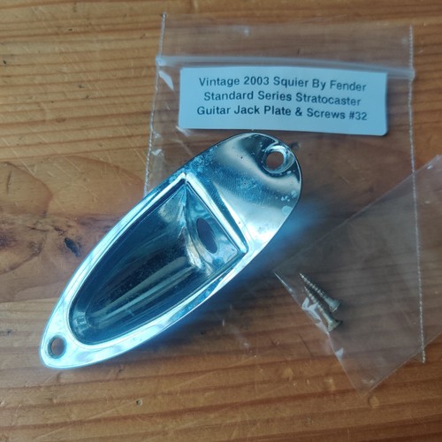 Vintage 2003 squier fender - vintage, by
