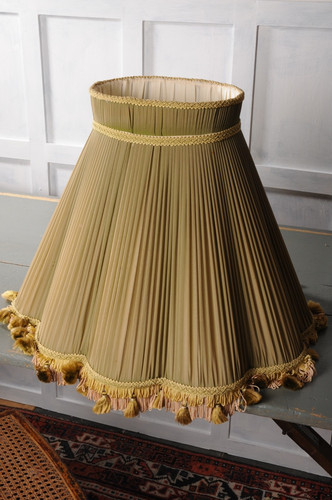Large vintage 1950 - 1950's, pleated