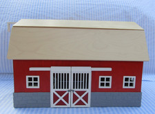 Schleich Big Red Barn 42028 in