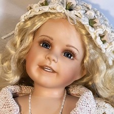 Porcelain doll (225) 27"(70cm)