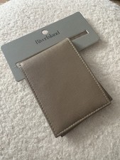 Men’s Beige Leather Wallet