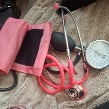 Nurse Starter Set Pink Aneroid Blood Pressure Sphygmomanometer Stethoscope 