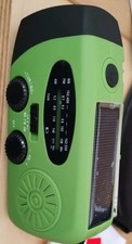 Hand Crank Wind Up Solar AM FM Radio. USB Charger Camping Light Torch.  UK (dbd)