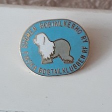 FINNISH OLD ENGLISH SHEEPDOG CLUB ENAMEL PIN BADGE FINSKA BOBTAILKLUBBEN BADGE