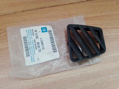 Air outlet grill right rhd - outlet, for